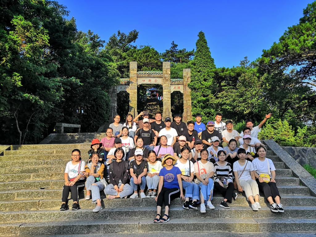 商學院2018級旅游管理專業圓滿完成認識實習工作，聚焦園區管理服務實踐